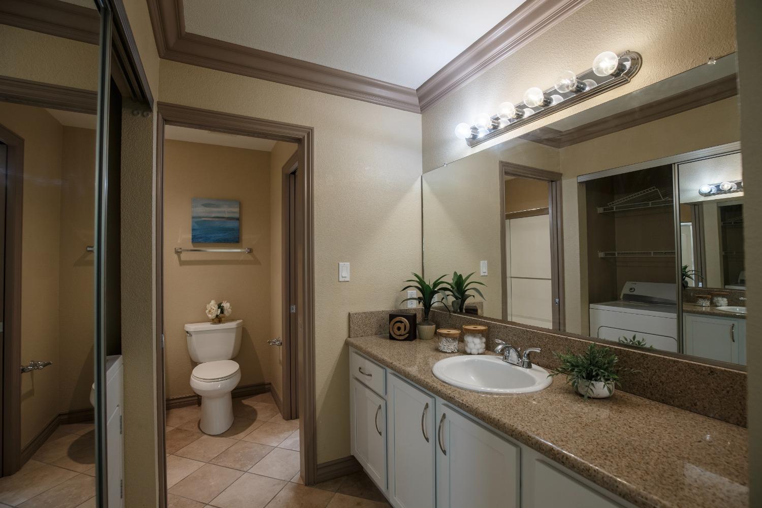 7675 North First Street, Unit 225 Fresno, CA 93720 - Photo 12 of 17