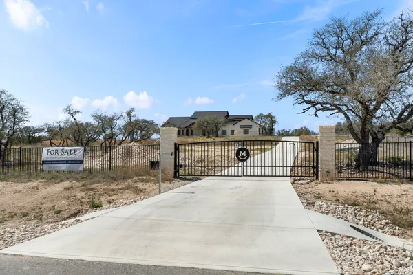 $1,700,000 | 1136 Adyson Rdg Drive, Bulverde, TX 78163