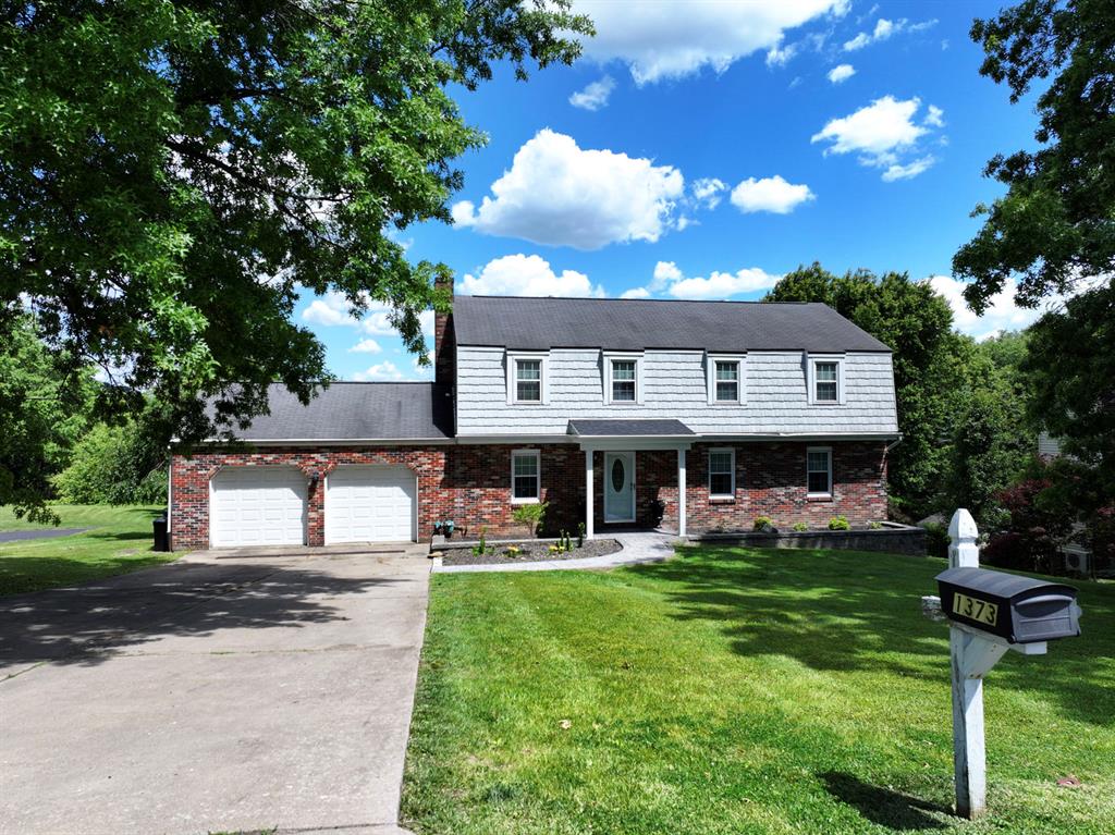 1373 Magee Road Sewickley, PA 15143 - Photo 3 of 50