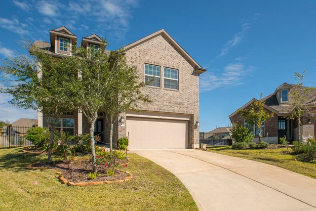 $2,700 | 8 Florentino Vine Place, Magnolia, TX 77354