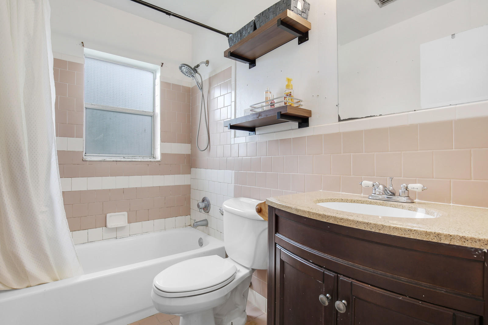 1909 West 23rd Street Riviera Beach, FL 33404 - Photo 11 of 13 11_Image_11_of_14_mls