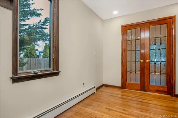 $685,000 | 325 Middle Road, Blue Point, NY 11715