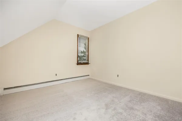 $685,000 | 325 Middle Road, Blue Point, NY 11715