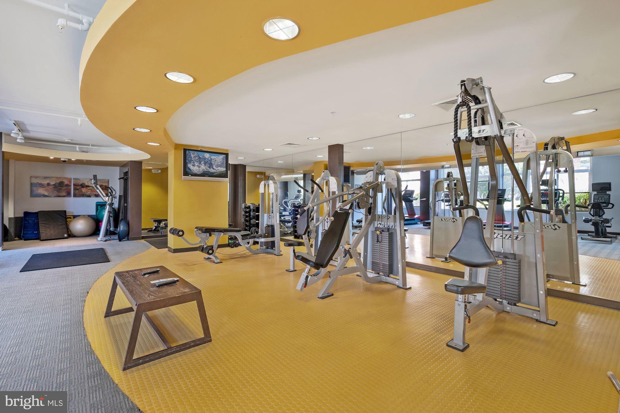 3600 South Glebe Road, Unit 632W Arlington, VA 22202 - Photo 30 of 41 a view of a room with gym equipment
