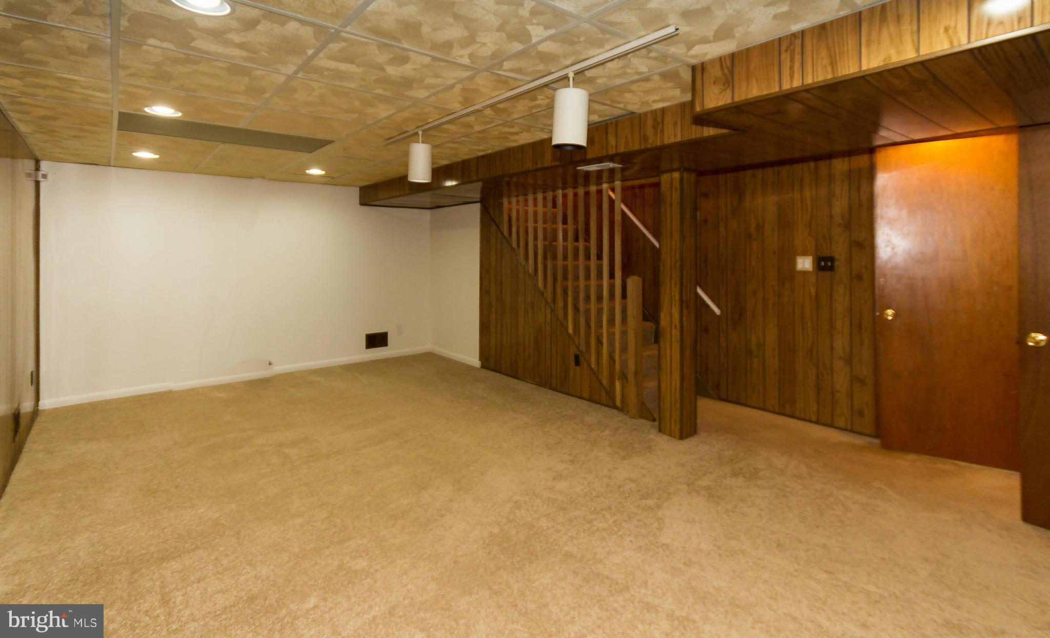 103 Bosun Road Arnold, MD 21012 - Photo 16 of 23 Family Room