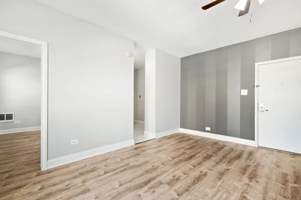 $1,638 | 4520 North Clarendon Avenue, Unit 708, Chicago, IL 60640