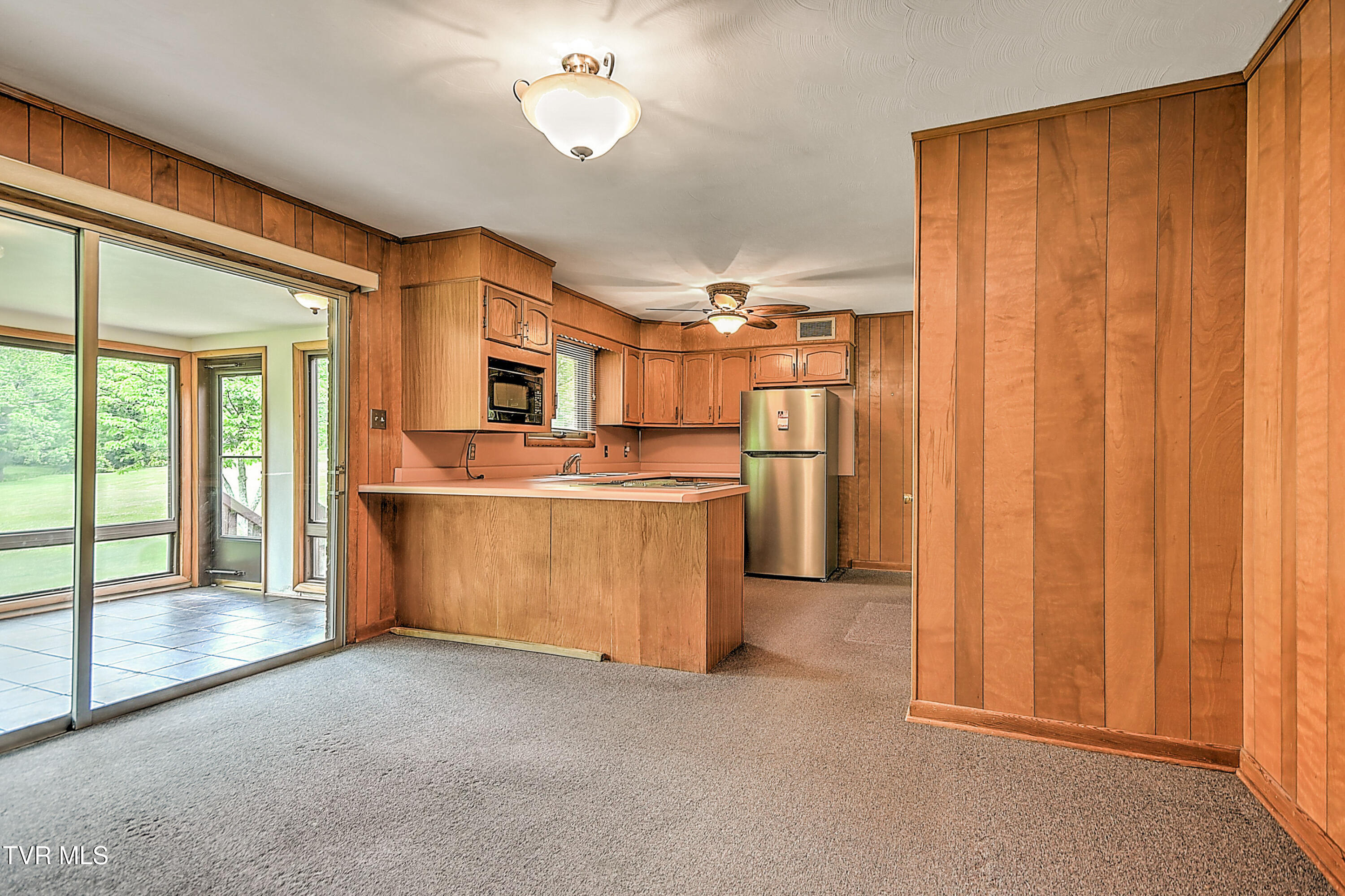 1921 Edens Ridge Road Kingsport, TN 37664 - Photo 6 of 80 1921 Edens Ridge RH-6
