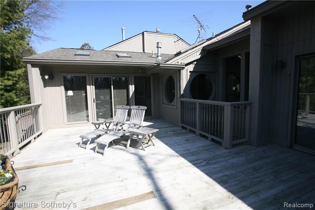 6620 Clarkston Road Clarkston, MI 48346 - Photo 30 of 72