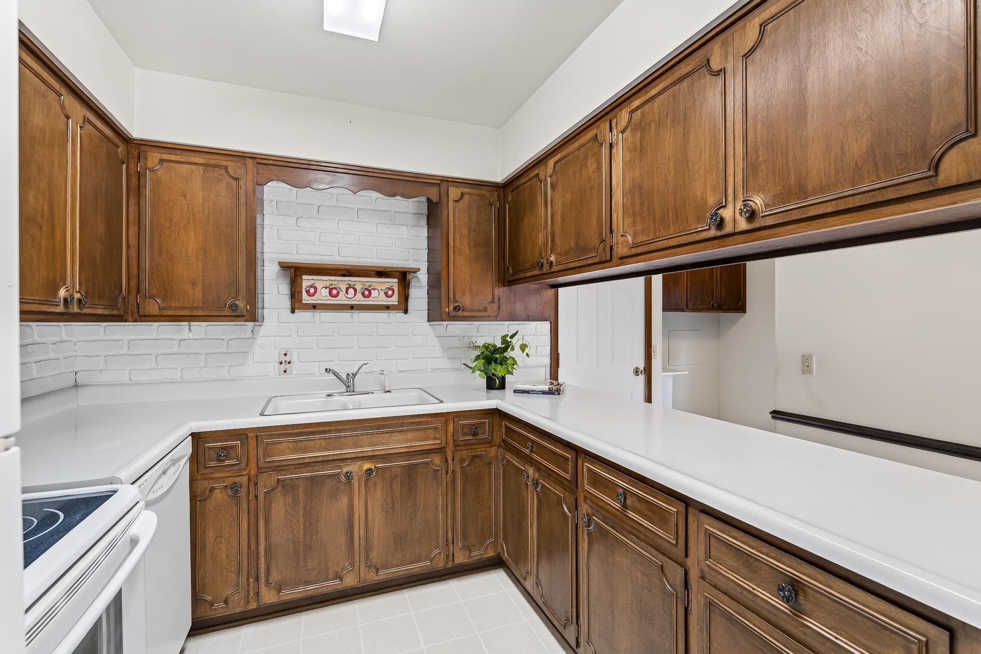 5 Parklawn Place Madison, WI 53705 - Photo 46 of 58