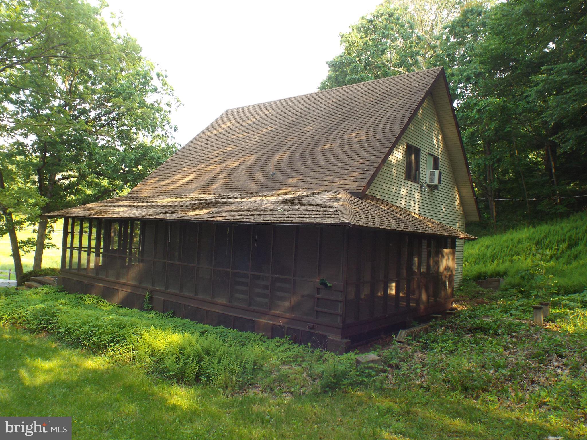 73 Barry Road Lavelle, PA 17921 - Photo 3 of 27