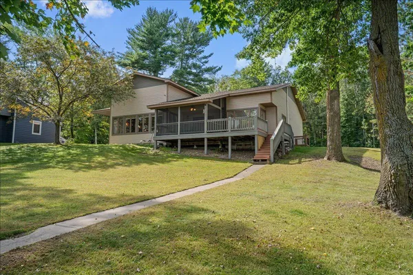 $1,400,000 | 52 A 206th Street, New Richmond, WI 54017