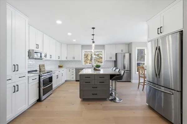 $1,400,000 | 52 A 206th Street, New Richmond, WI 54017