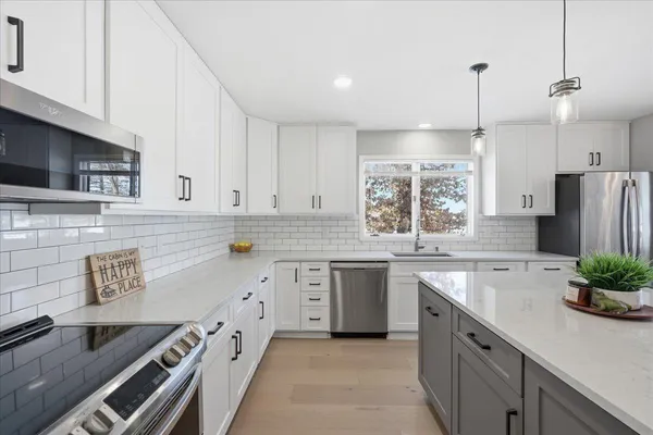 $1,400,000 | 52 A 206th Street, New Richmond, WI 54017
