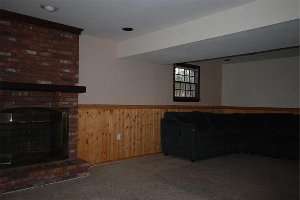 80 Roper Lane Tewksbury, MA 01876 - Photo 9 of 17 Gallery Image 9