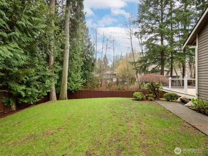 $1,250,000 | 12915 50th Place West, Mukilteo, WA 98275