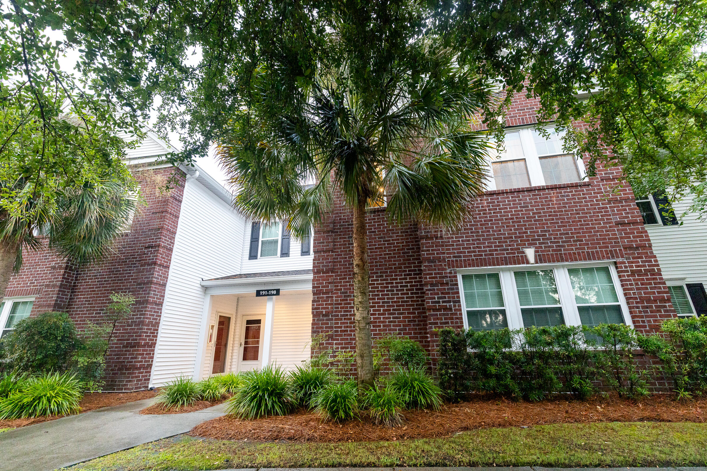 196 Golfview Lane Summerville, SC 29485 - Photo 29 of 43 196-27