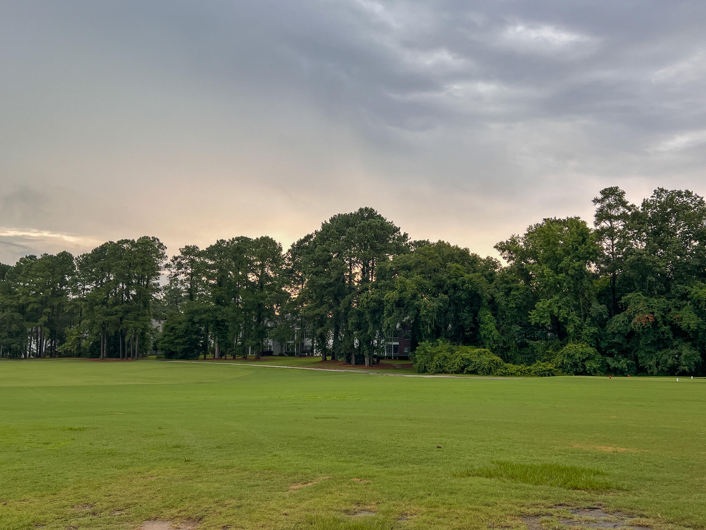 196 Golfview Lane Summerville, SC 29485 - Photo 39 of 43 196-79