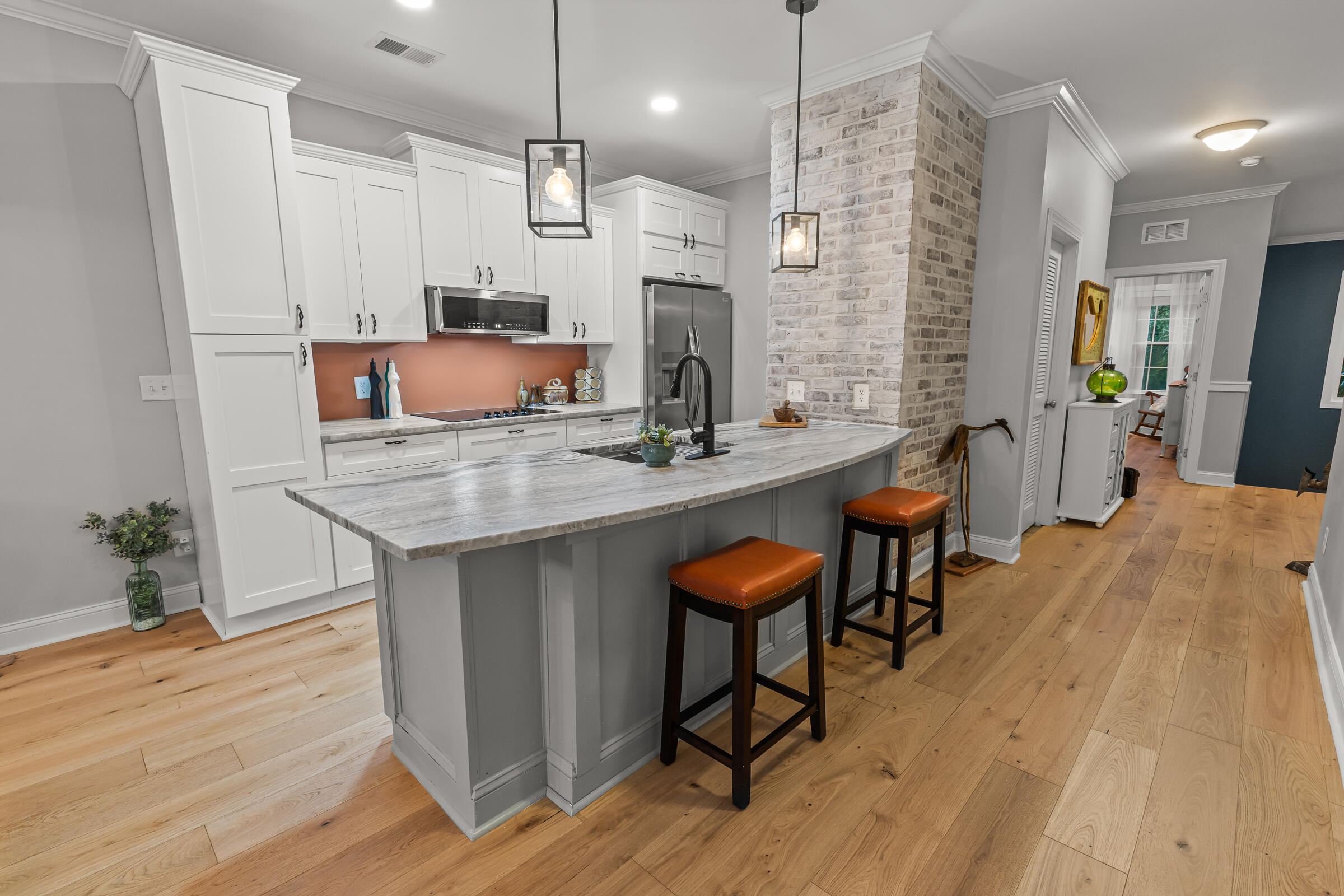 196 Golfview Lane Summerville, SC 29485 - Photo 4 of 43 196-9