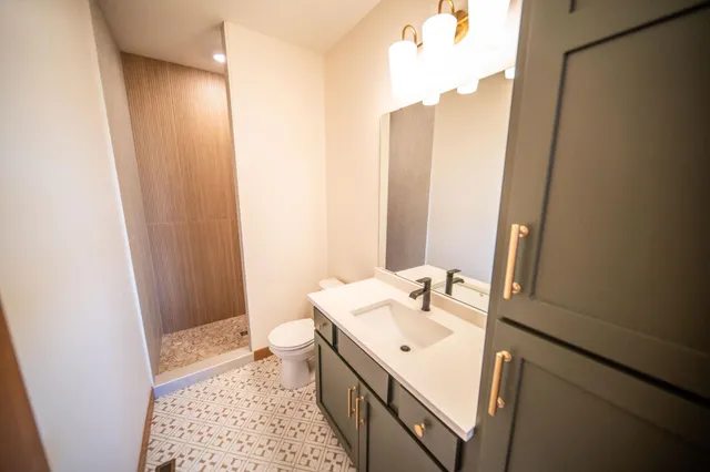 $478,800 | 1847 4th Street Northeast, Byron, MN 55920