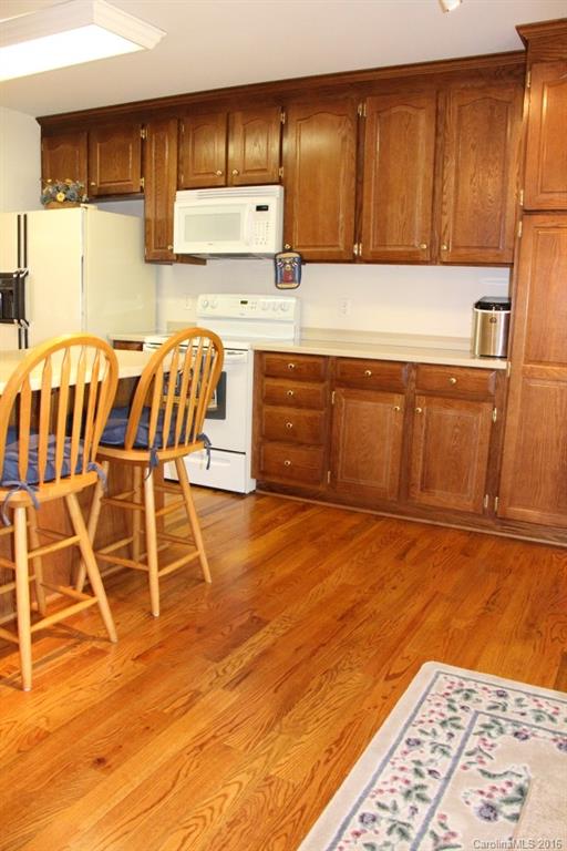 631 Spencer Road Conover, NC 28613 - Photo 9 of 24 Gallery Image 9