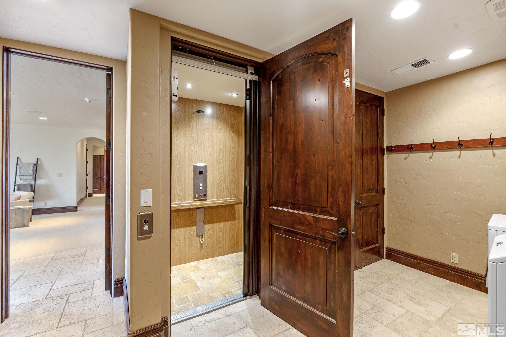 115 West Jeffrey Pine Road Reno, NV 89511 - Photo 33 of 39 Photo 33