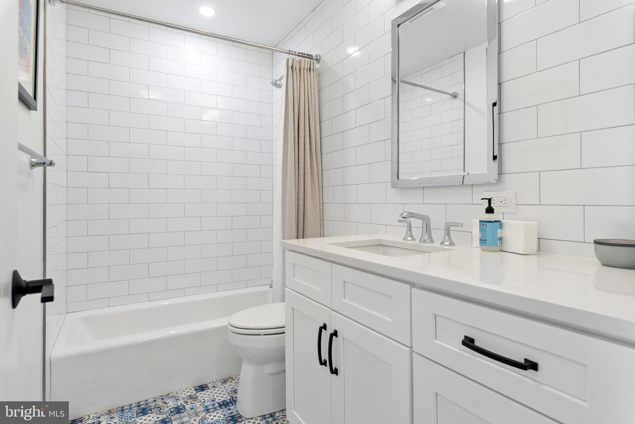 310 South Front Street Philadelphia, PA 19106 - Photo 26 of 51