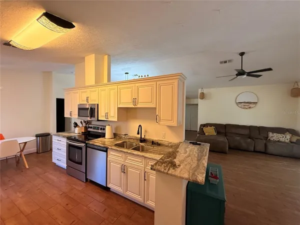 $2,750 | 11313 Andy Drive, Riverview, FL 33569