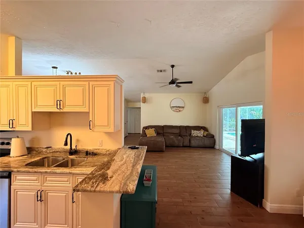 $2,750 | 11313 Andy Drive, Riverview, FL 33569