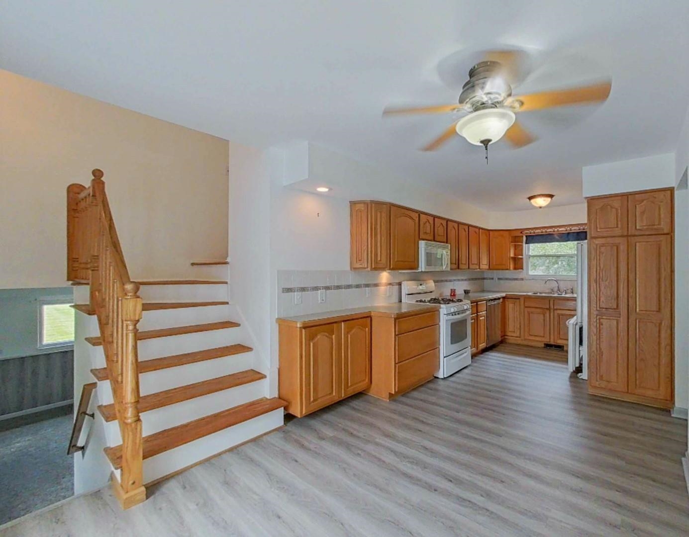 3221 South Vassar Road Davison, MI 48423 - Photo 14 of 40 50116239-13.JPG
