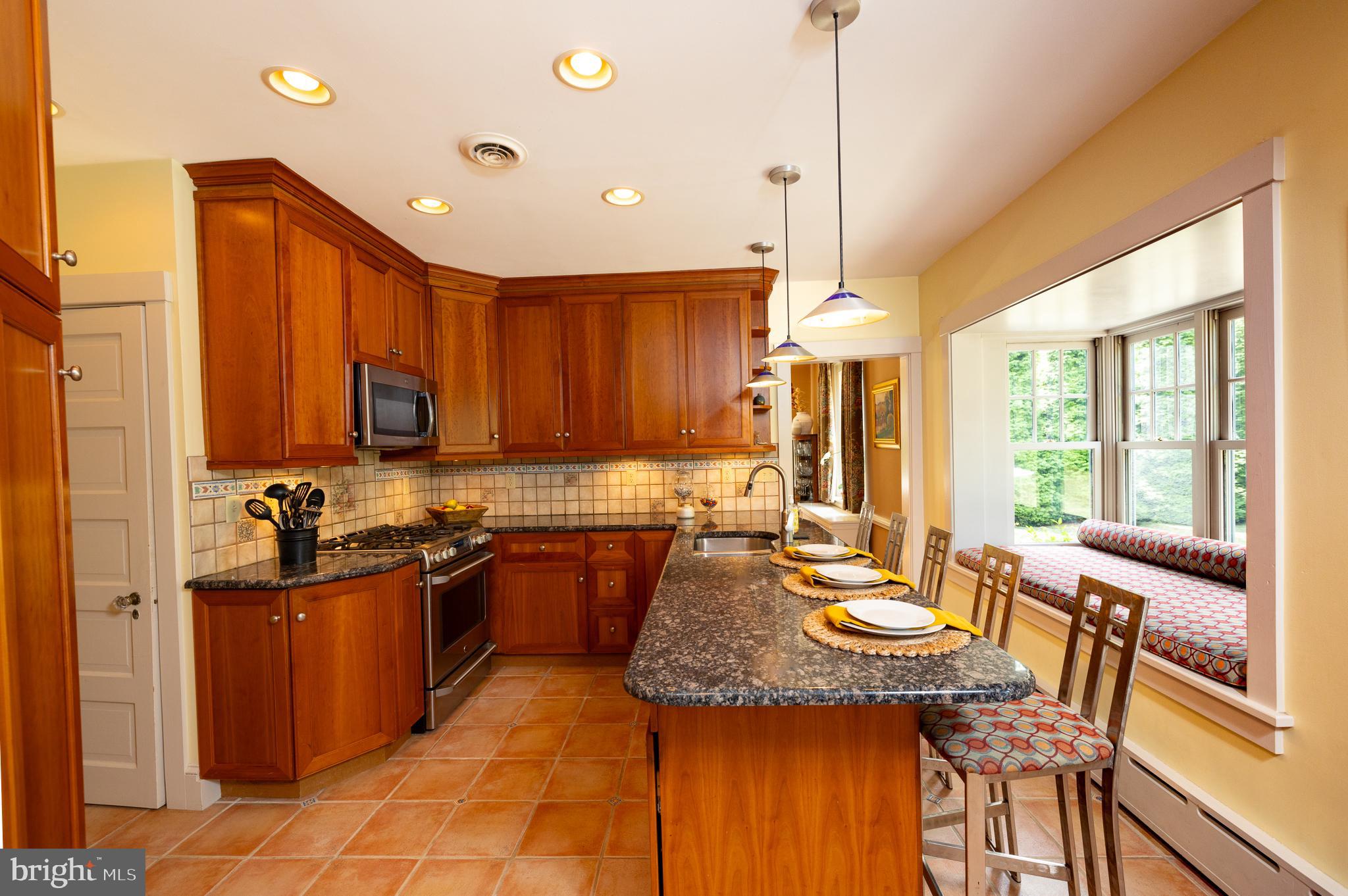 133 Spencer Road Devon, PA 19333 - Photo 6 of 33 Kitchen