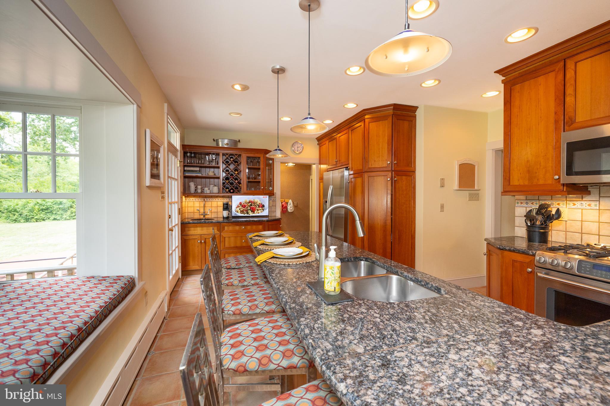 133 Spencer Road Devon, PA 19333 - Photo 7 of 33 Kitchen