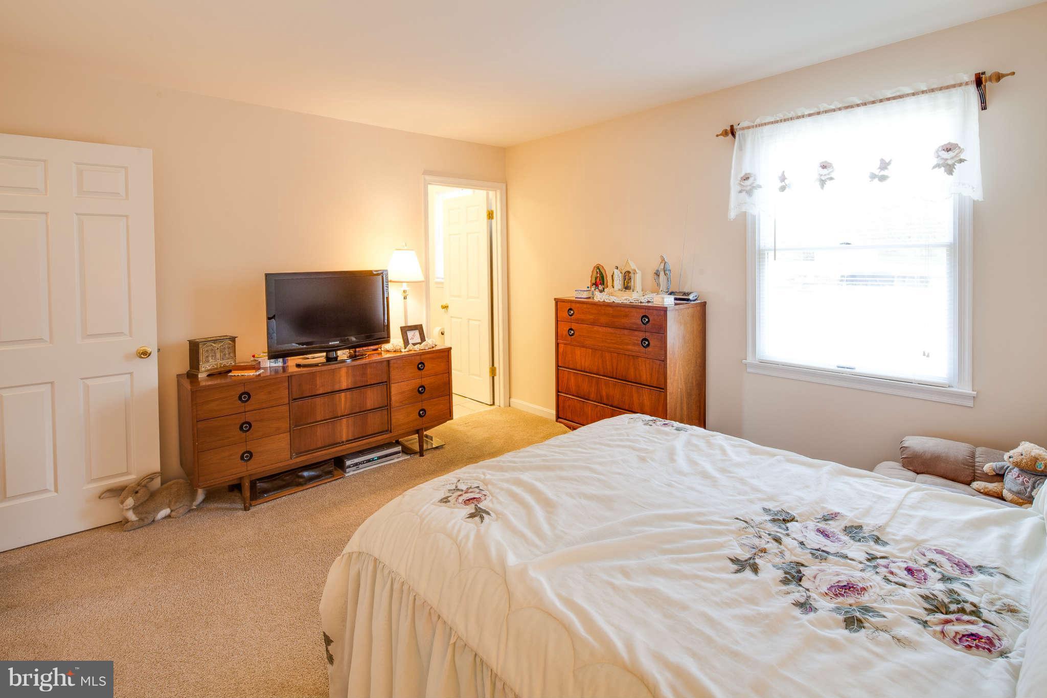 815 Lucabaugh Mill Road Westminster, MD 21157 - Photo 12 of 28 Bedroom (Master)
