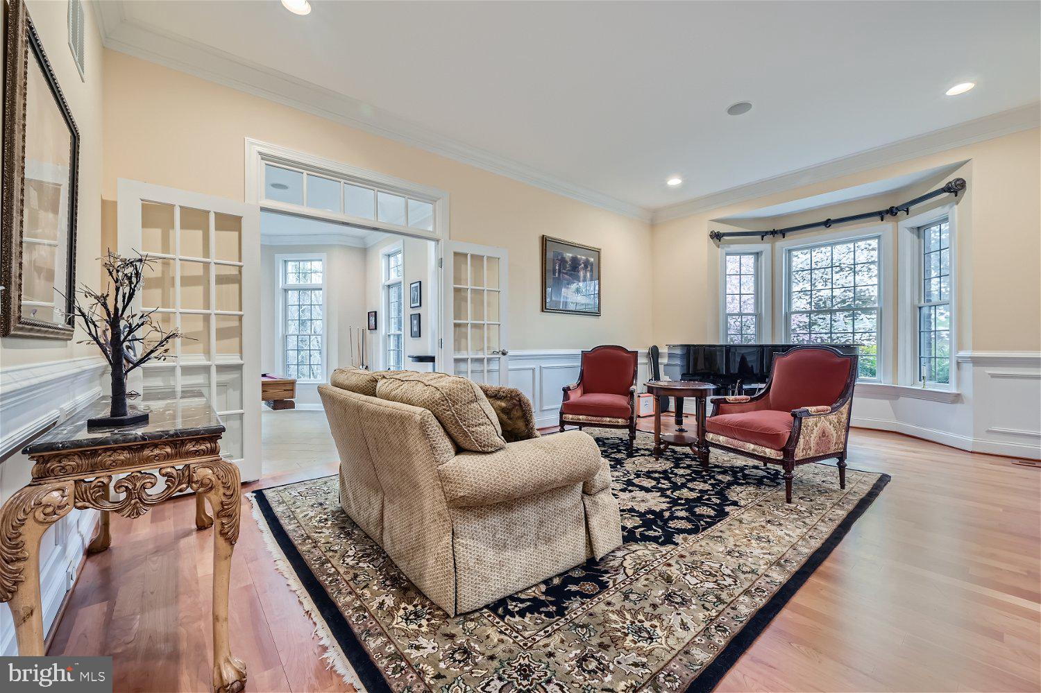 2629 Pot Spring Road Lutherville-Timonium, MD 21093 - Photo 17 of 35 Living Room