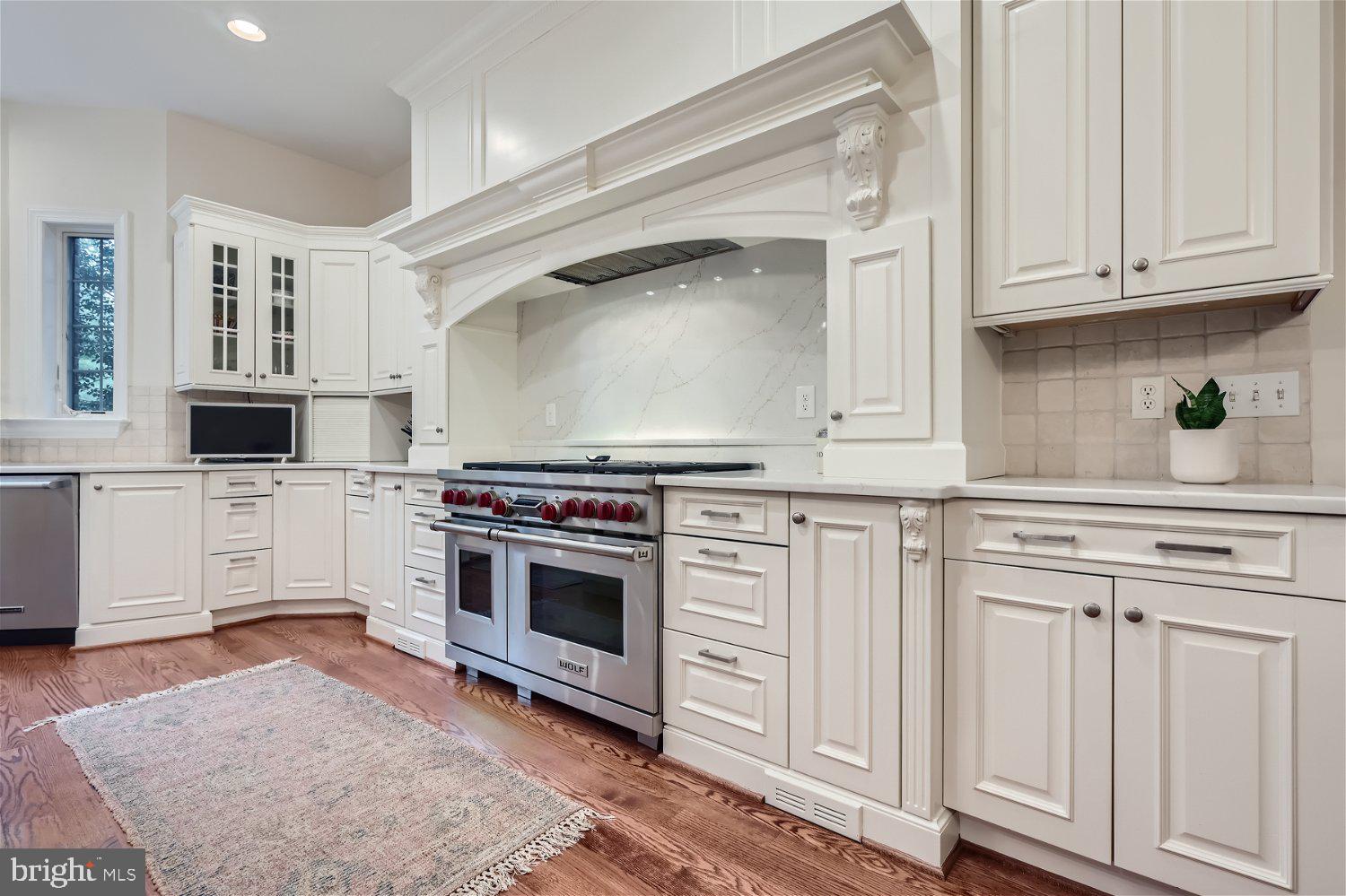 2629 Pot Spring Road Lutherville-Timonium, MD 21093 - Photo 7 of 35 Wolf Oversize Range with Two Ovens