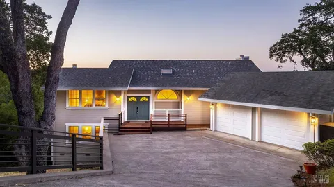 $1,995,000 | 16 Guisela Court, Novato, CA 94945