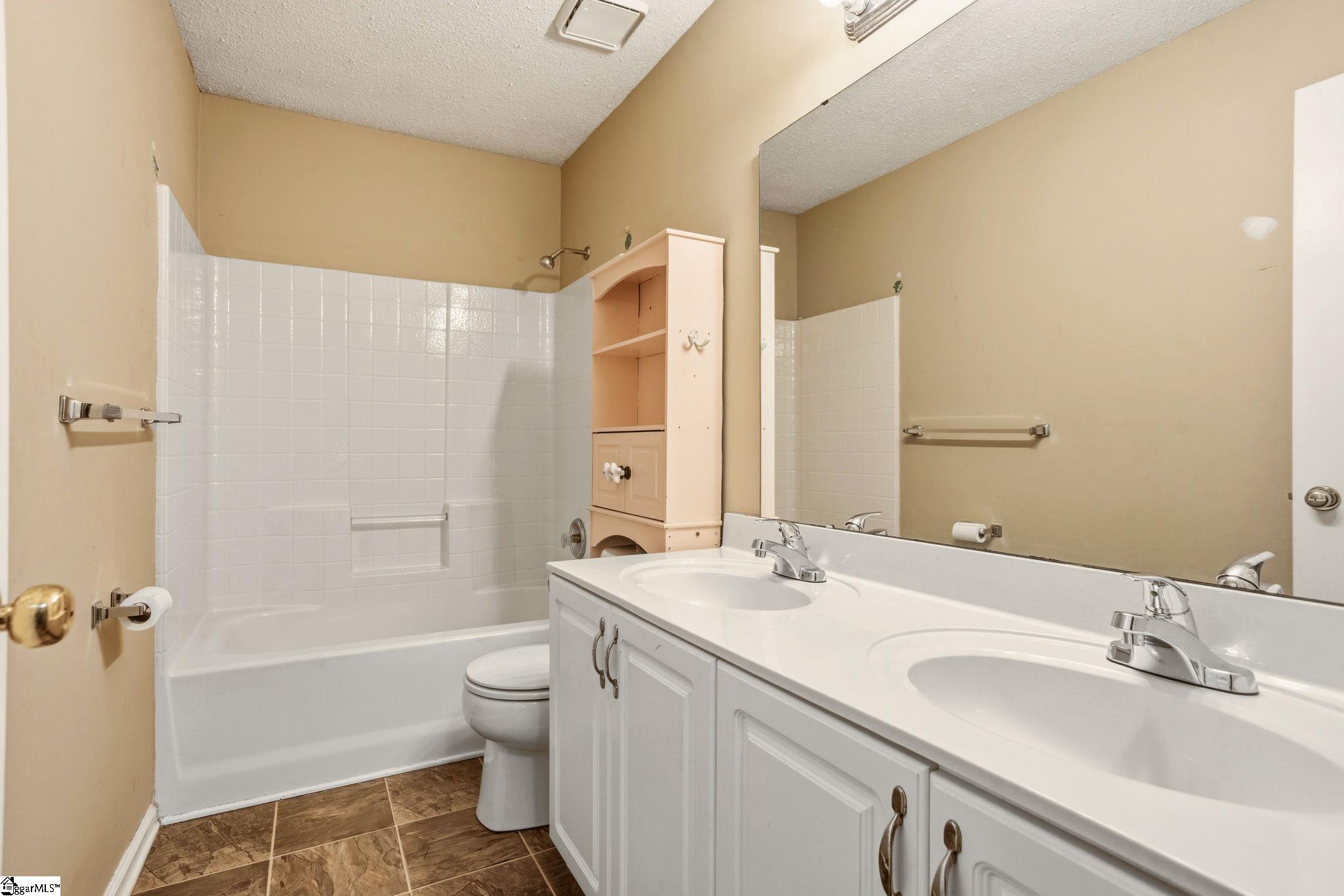 132 Cotter Lane Greer, SC 29650 - Photo 29 of 39