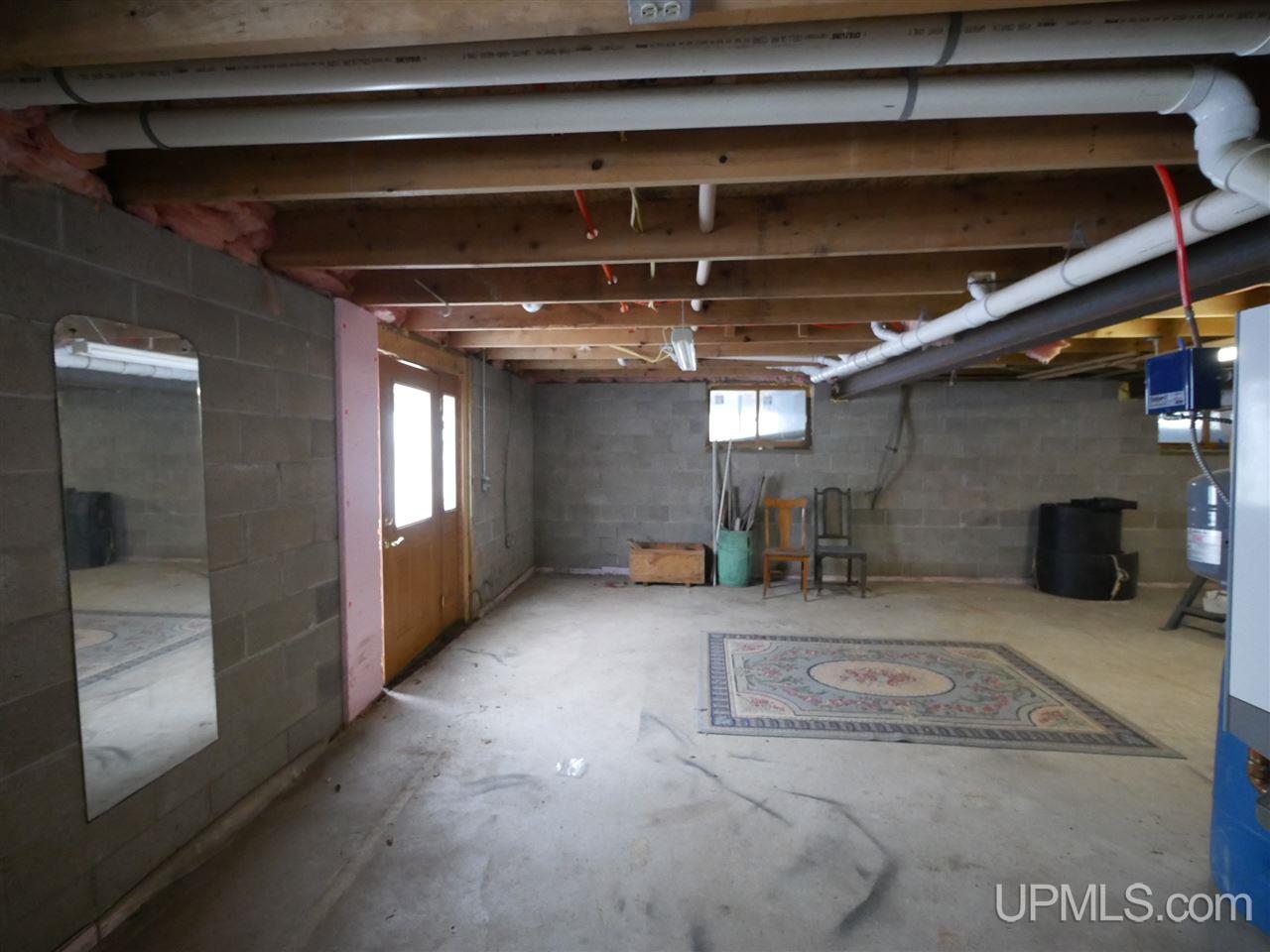 53696 Pontiac Road Hancock, MI 49930 - Photo 23 of 31