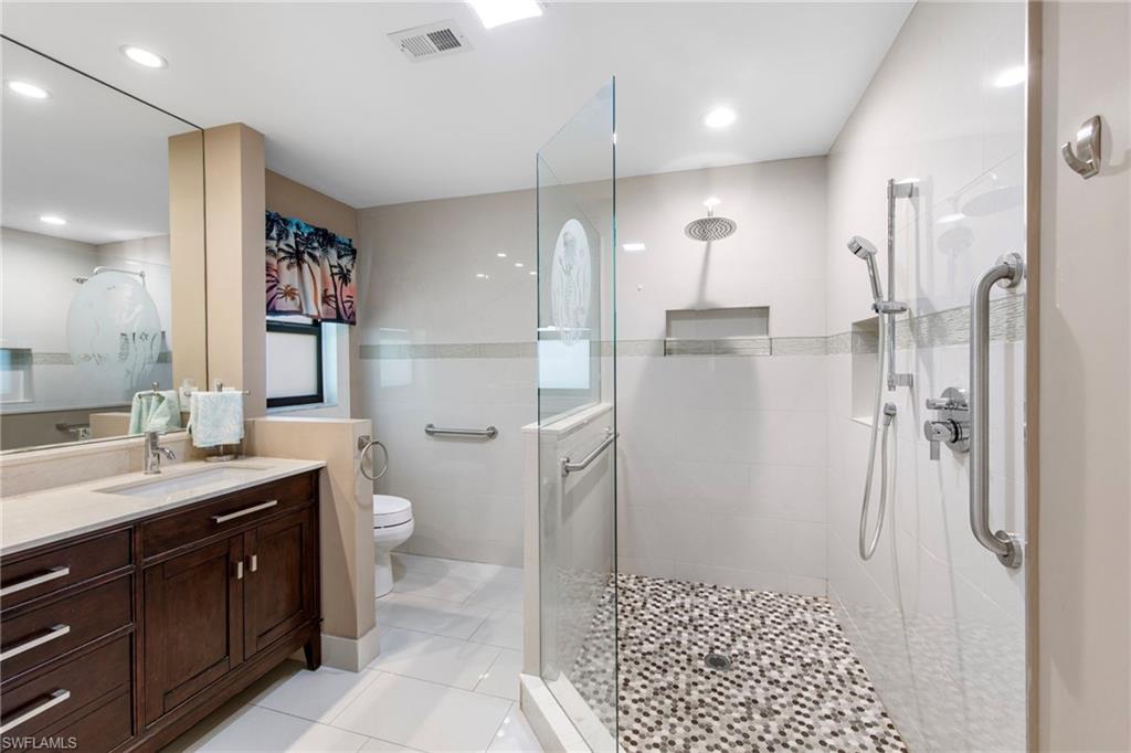 1813 Princess Court Naples, FL 34110 - Photo 27 of 42 Gallery Image 27