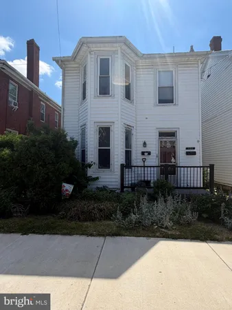 $1,450 | 524 North Braddock Street, Winchester, VA 22601