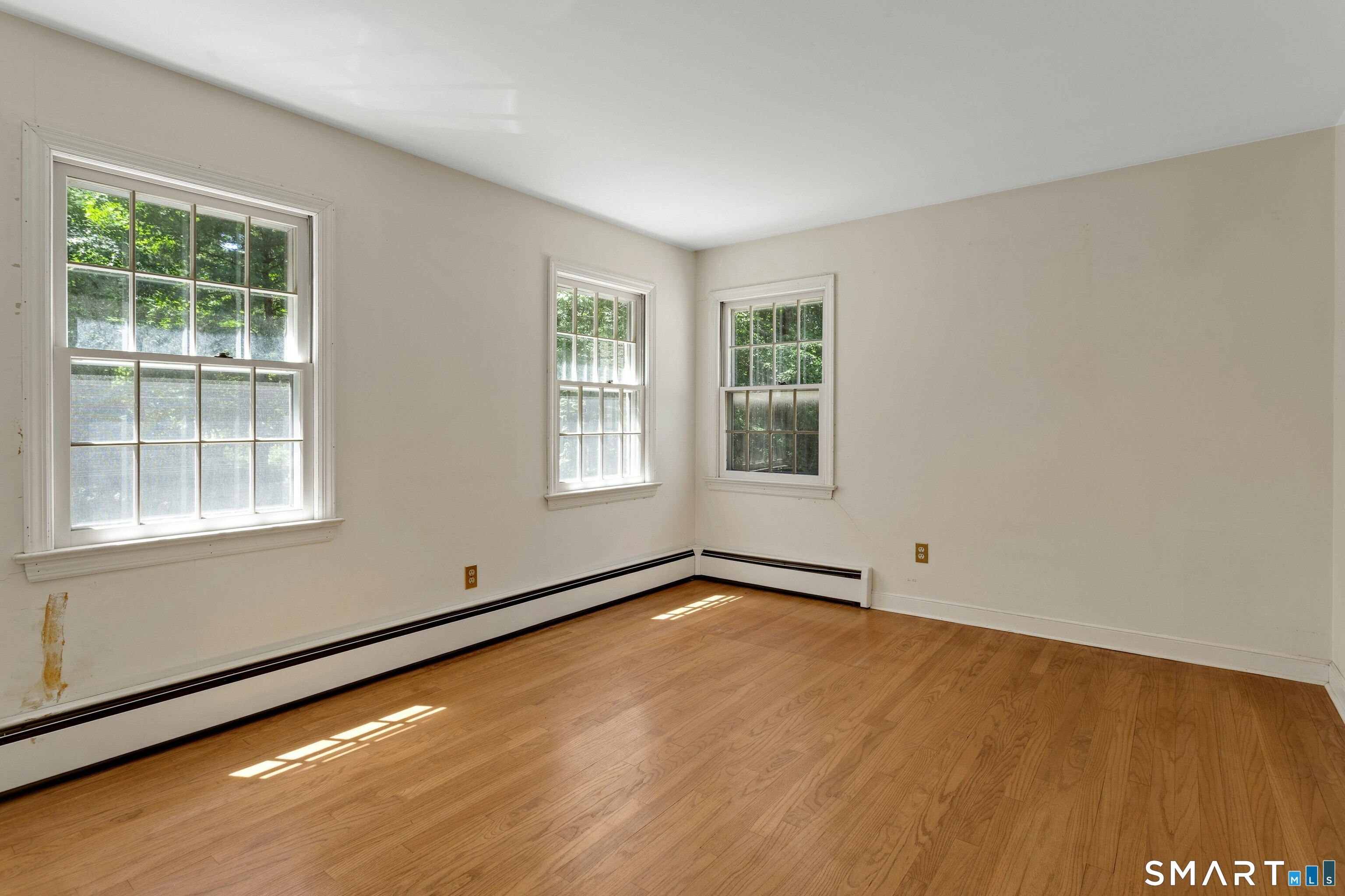 85 Carriage Road Wilton, CT 06897 - Photo 25 of 38
