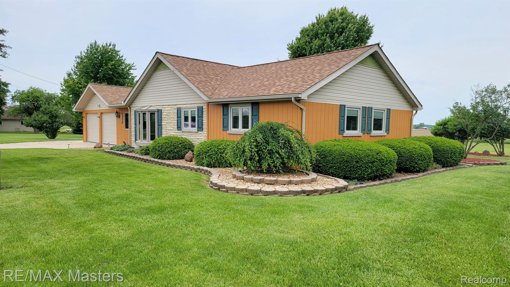 1957 Indian Trail Road Carleton, MI 48117 - Photo 1 of 25 Welcome Home