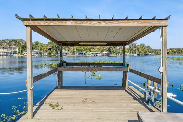 $160,000 | 1640 Juno Trail, Unit 205A, Astor, FL 32102