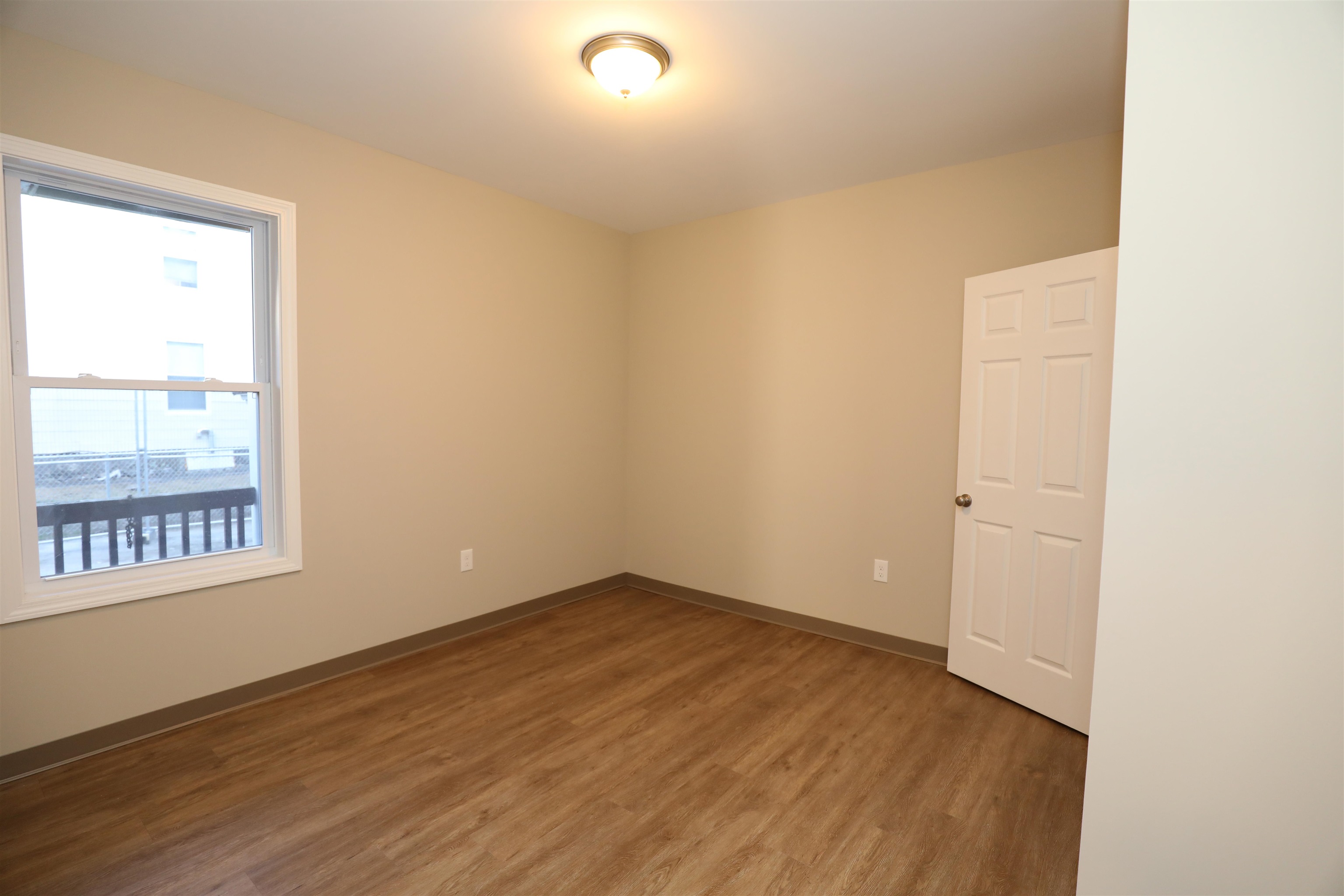 461 Beech Street, Unit 1 Manchester, NH 03103 - Photo 3 of 12