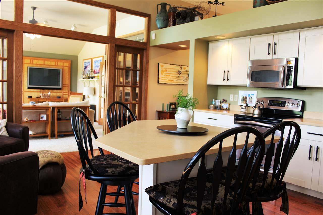766 Timber Ridge Trail Rockford, IL 61114 - Photo 7 of 25 a view of a dining room with furniture and a livingroom