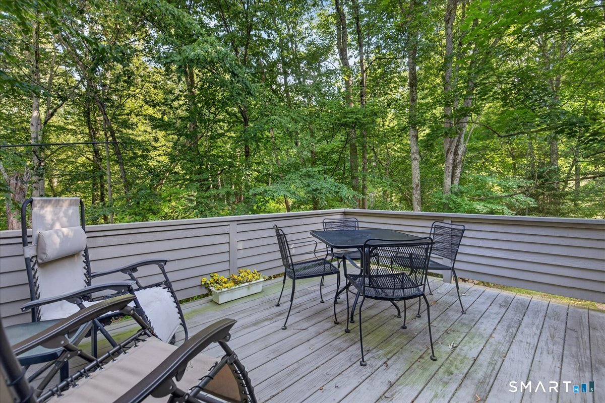 40 Eaton Woods Road, Unit 40 Hamden, CT 06518 - Photo 28 of 40