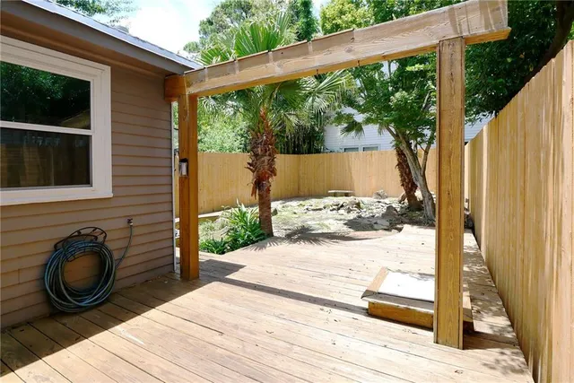 $500,000 | 820 Lowerline Street, New Orleans, LA 70118