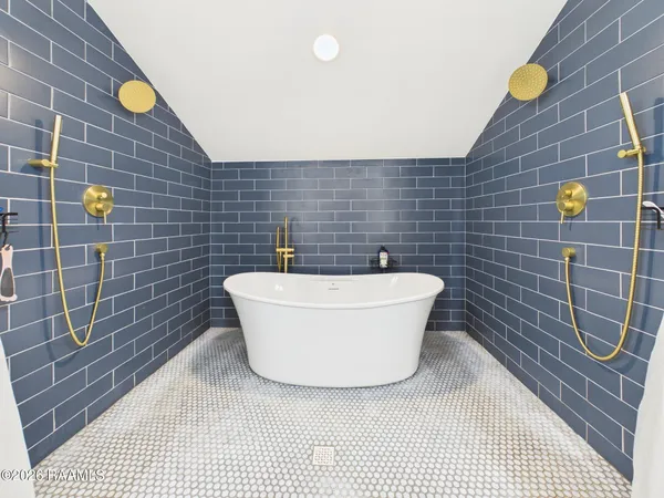 $625,000 | 6167 Highway 167, Maurice, LA 70555