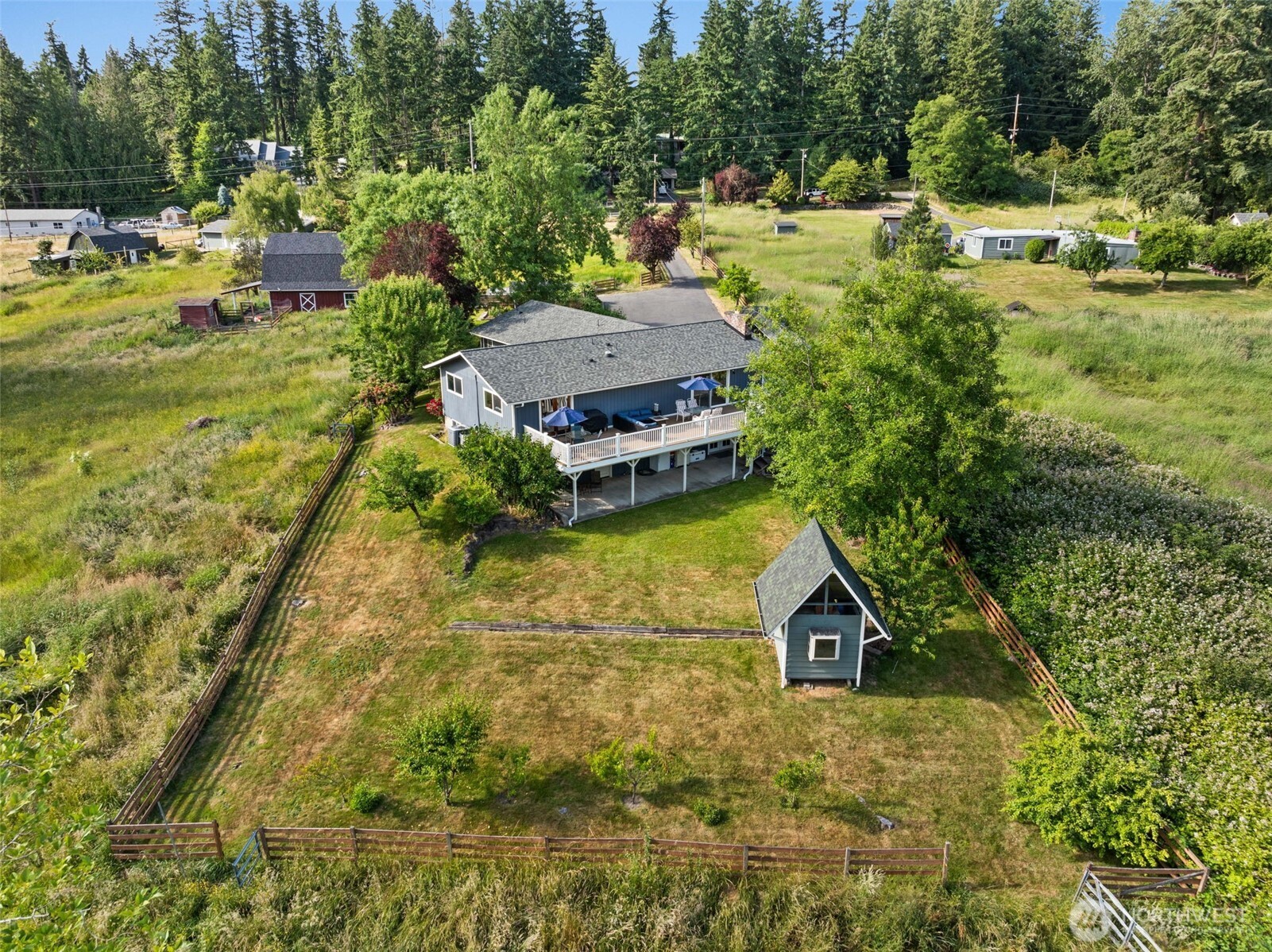 12012 County Line Road East Edgewood, WA 98372 - Photo 31 of 39 Gallery Image 31