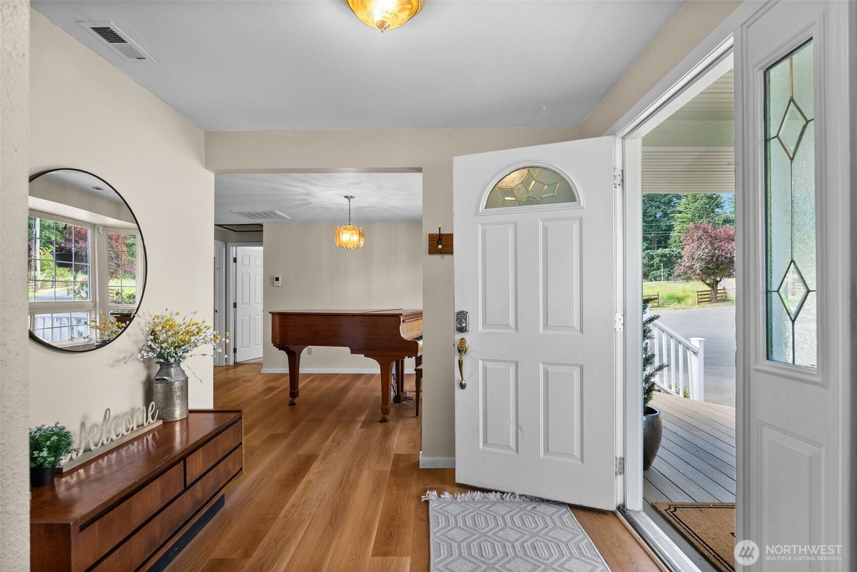 12012 County Line Road East Edgewood, WA 98372 - Photo 4 of 39 Gallery Image 4