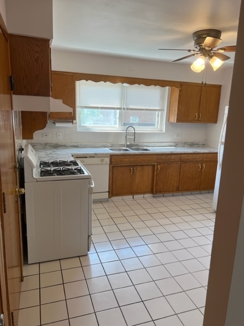 6850 Cermak Road, Unit 1B Berwyn, IL 60402 - Photo 9 of 15